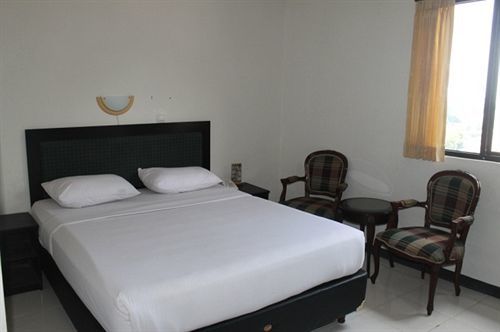Hotel Cihampelas 1 Bandung Dış mekan fotoğraf